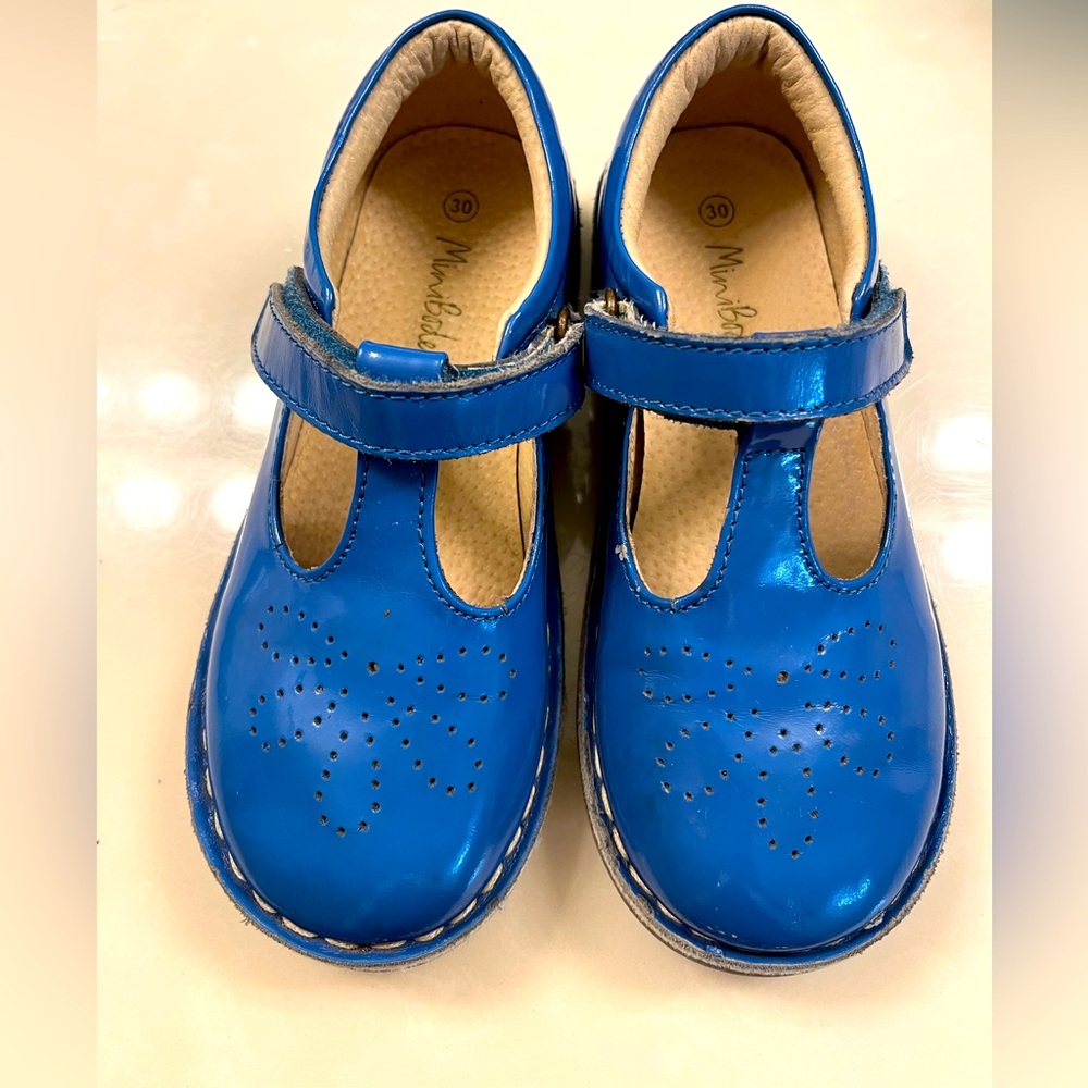 Mini boden mary Jane t straps in blue patent leather size EU 30